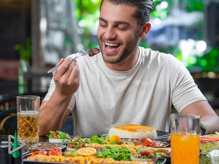 کافه رستوران تخت جمشید